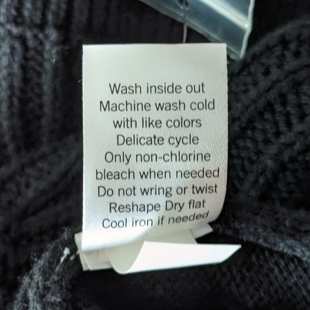 Sonoma Black Sweater Size Small